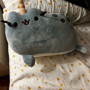Pusheen narwhal